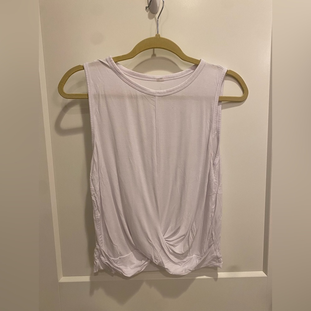 COPY - Alo Yoga cover tank twist